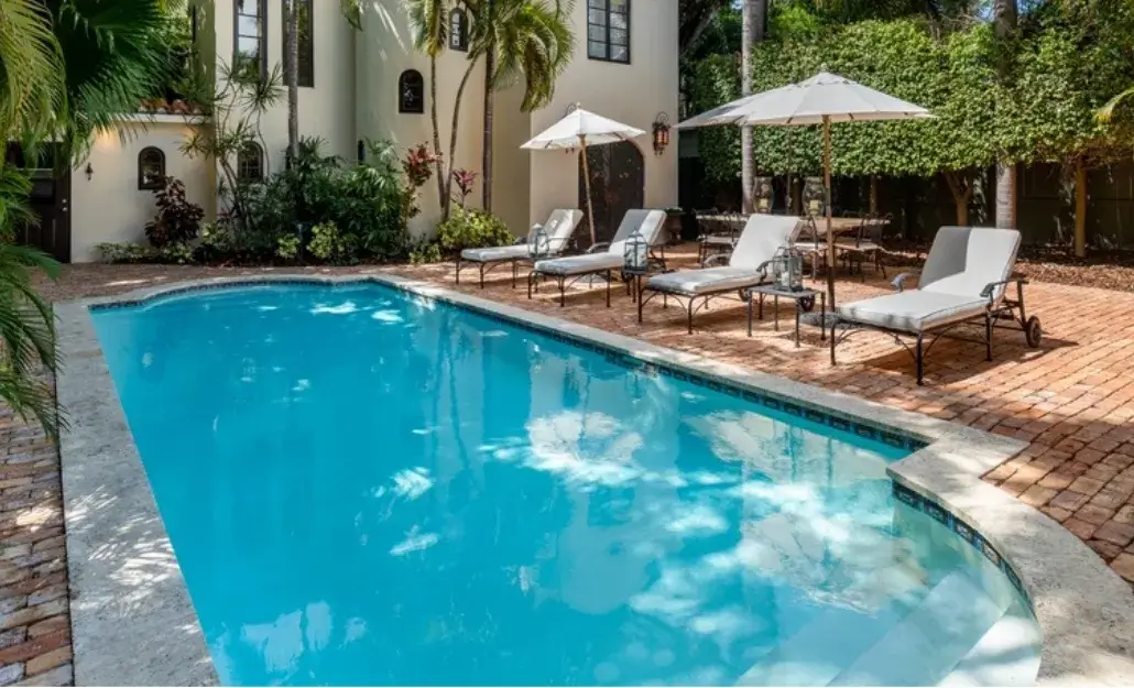 Custom pool construction by Summer Point during Pool Renovation in South Florida