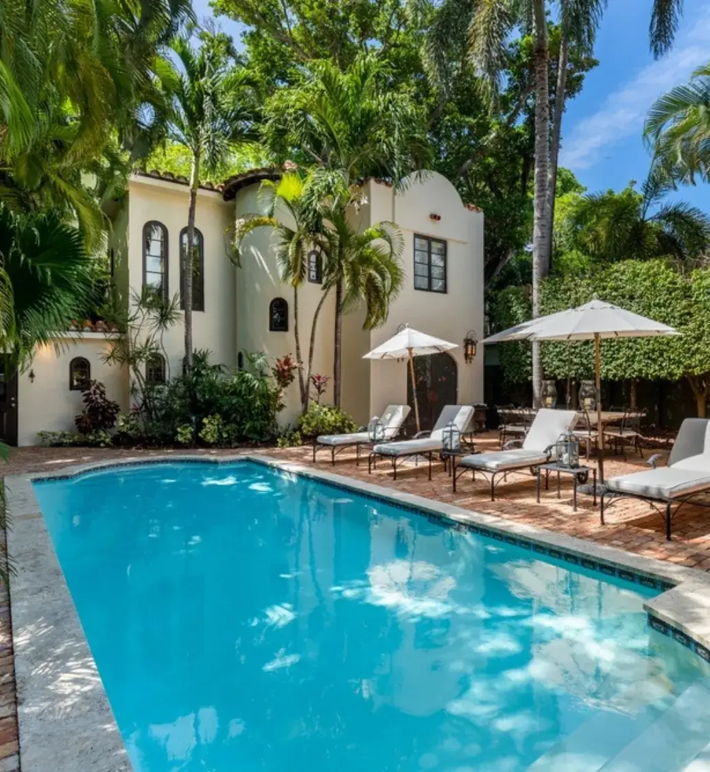 Custom pool construction by Summer Point during Pool Renovation in South Florida